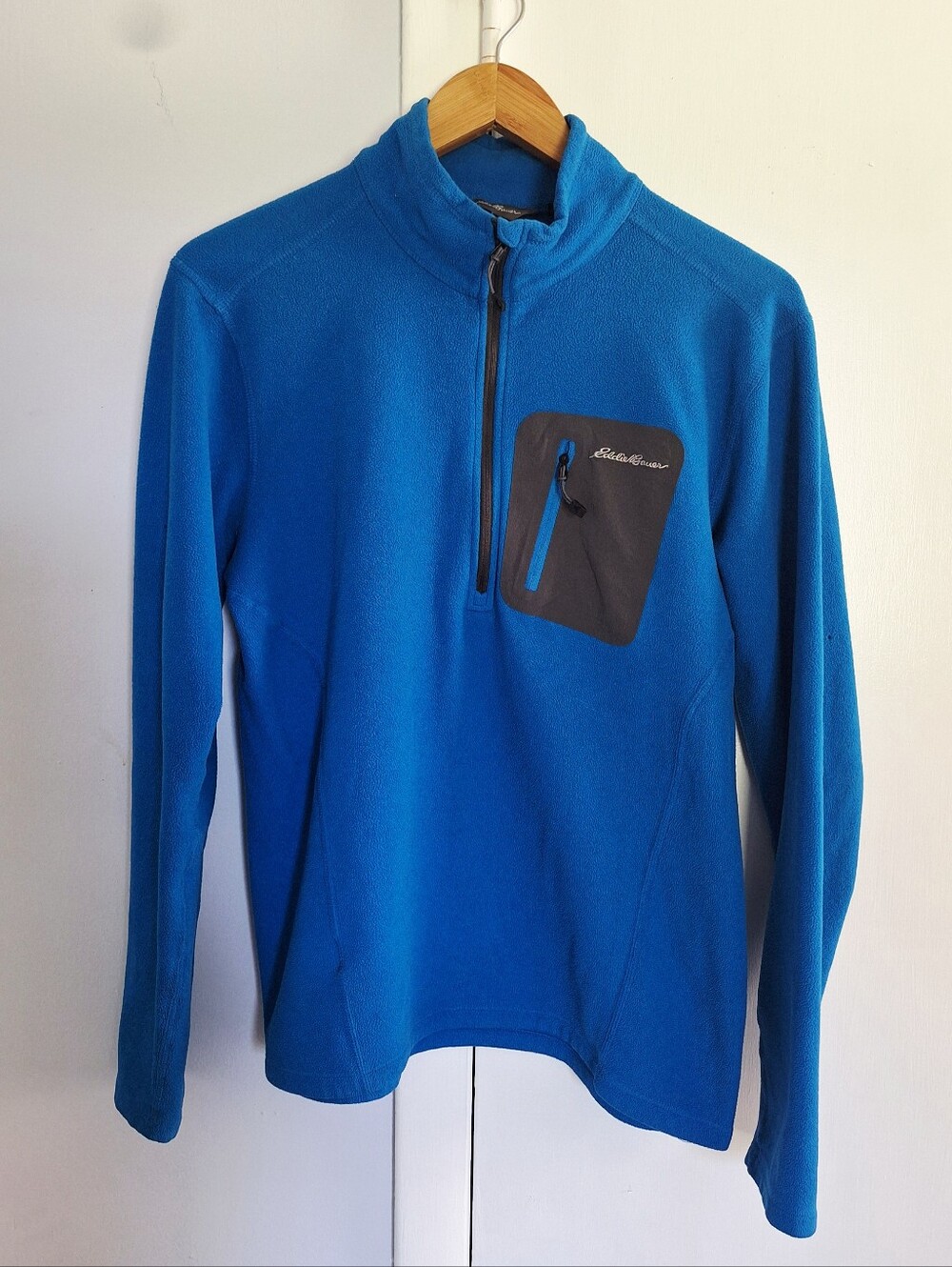Eddie Bauer First Ascent Polartec Fleece 1/4 Zip Gray Zippered Chest Pocket Sz M